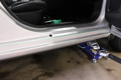 Mirror edge outlining using 3M finish line tape for precise results