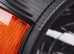 Beam adjuster enables precise alignment for optimized illumination.