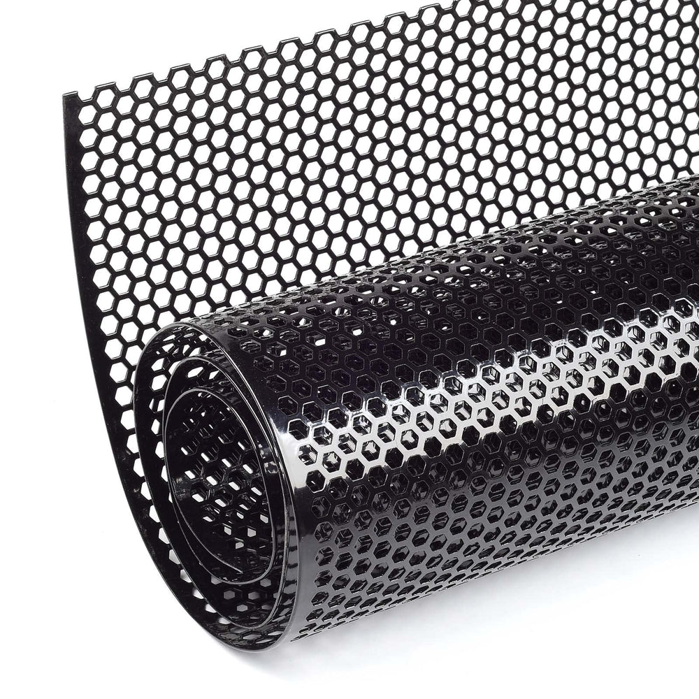 AggAuto universal car grill mesh front view protects the radiator from debris