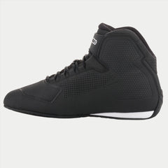 Alpinestars Sektor Vented Shoes padded interior lining for all-day comfort.
