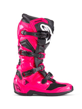Alpinestars Tech 7 boots shifter area close-up for precise control