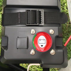 Ampper battery switch in on/off position enables fast power control.