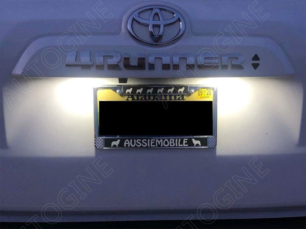 AUTOGINE Highlander license plate lights for exterior illumination.