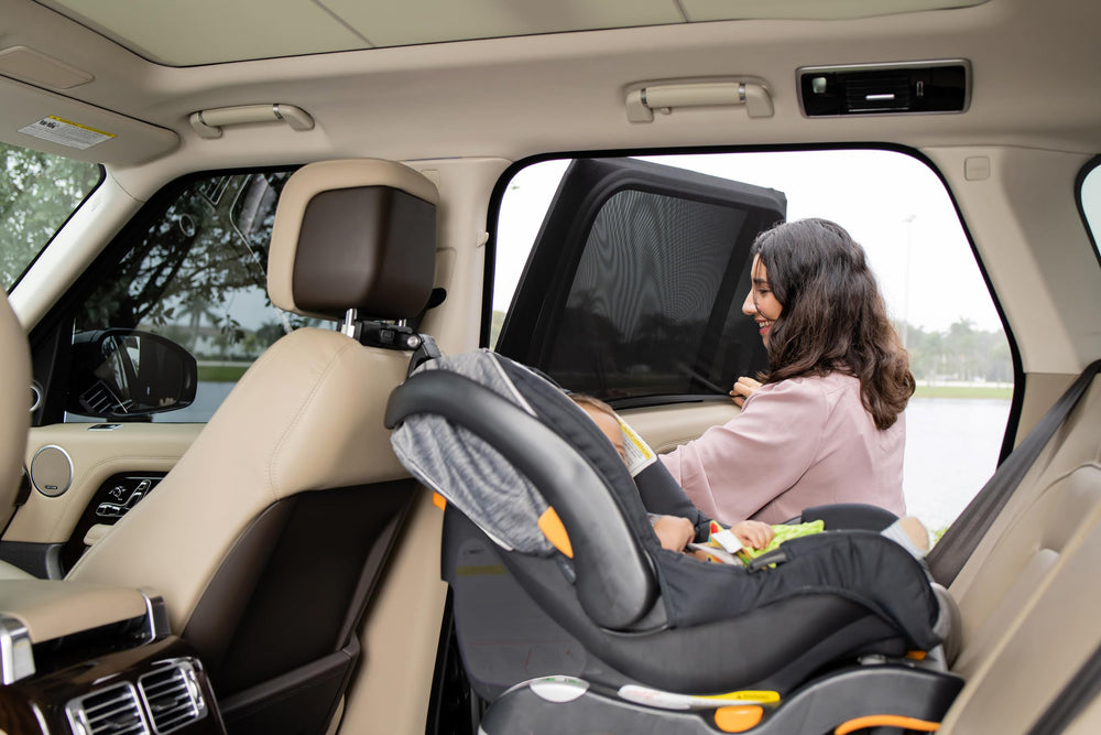 Autopect sunshade enhances privacy for passengers and pets during travel