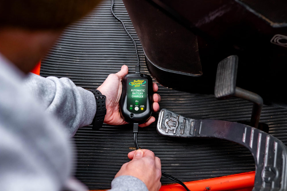 Battery Tender 800 waterproof construction for outdoor charging.
