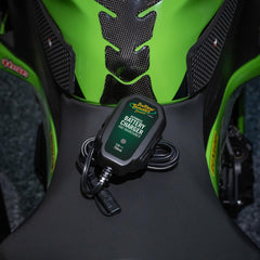 Battery Tender Junior spark-proof circuitry for safe connections
