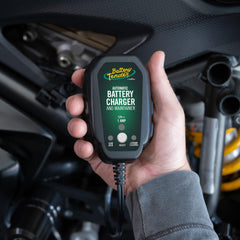 Battery Tender Junior switches between lead-acid and LiFePO4 compatibility for flexible setups.