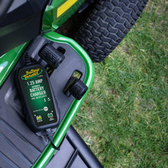 Battery Tender Plus floating mode indicator showing automatic battery maintenance.