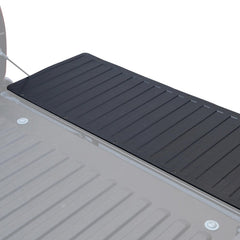 BDK MT-600A keeps truck bed clean during daily hauling.