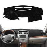 Bercicci dash cover in Camry 2007–2011 front view demonstrates snug fit and sun protection.