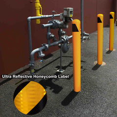 Bigalleons bollard on concrete shows durable height after set.