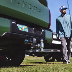 Watertight dust cap protects the cylinder from dirt and moisture.