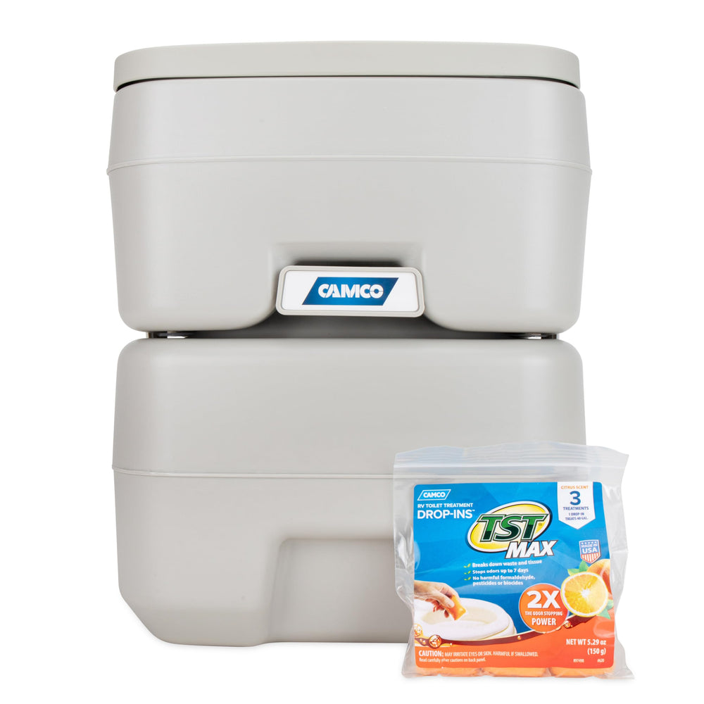 Camco detachable holding tank with sealing valve keeps odors contained.