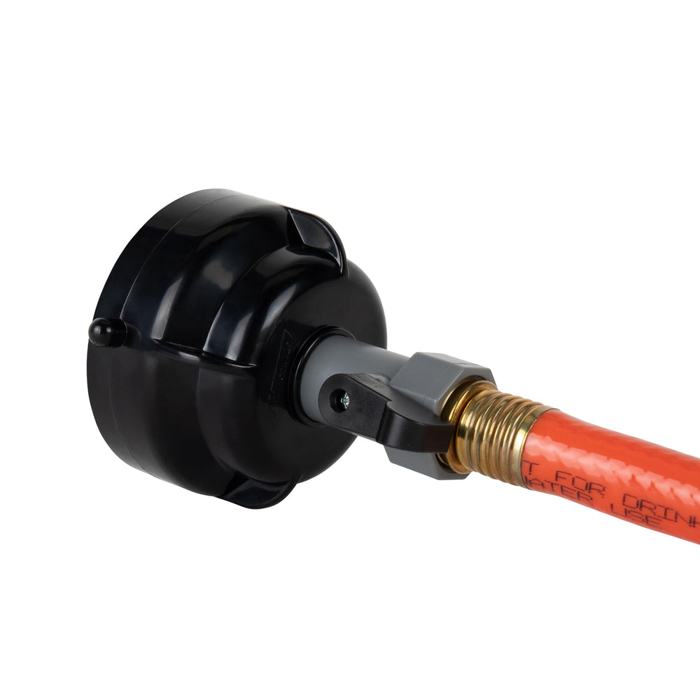Camco RhinoFlex 5/8 inch inner diameter supports steady flow.