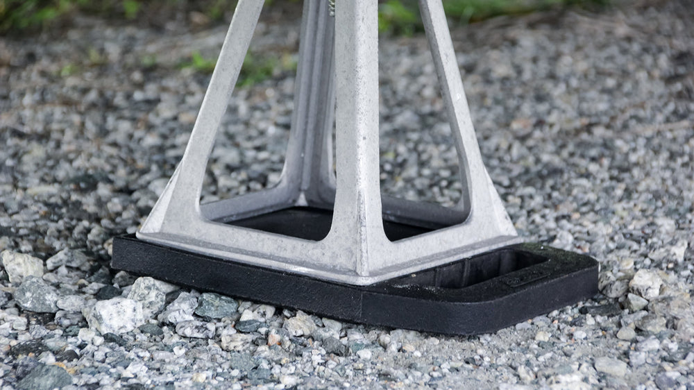 Camco Flex Pad on uneven terrain helps prevent sinking and wobble.