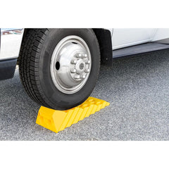 Camco Super Tri-Leveler at 5in height enables level foundations on tough campsites.