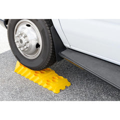Camco Super Tri-Leveler durable resin construction withstands outdoor use.