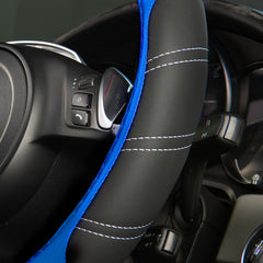 CAR PASS Line Rider padded grip closeup enhances comfort during long drives.
