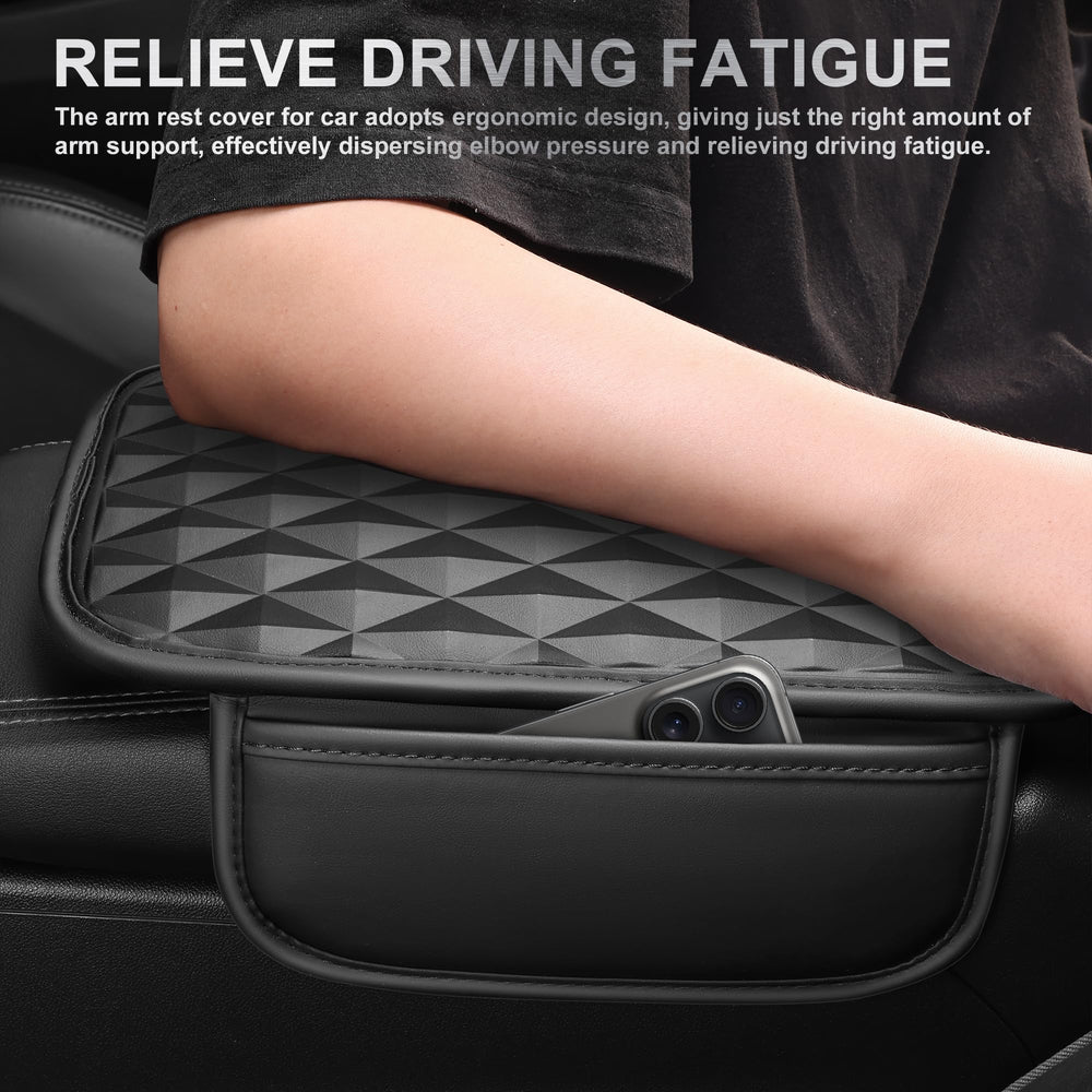 CAR PASS universal fit for 14.5-15 inch steering wheels across many cars.
