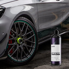 CARPRO DarkSide quick application for a lasting three-month shine
