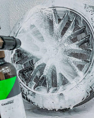 CARPRO Reset organic-based formula image promoting eco-friendly car care.