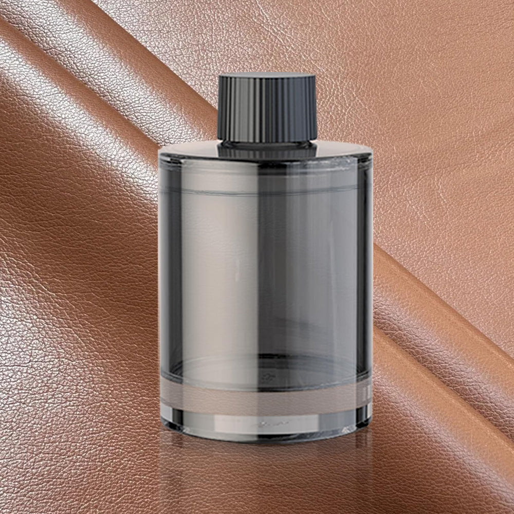 Ceeniu CF3 refill bottle showing 135ml capacity for long-lasting fragrance