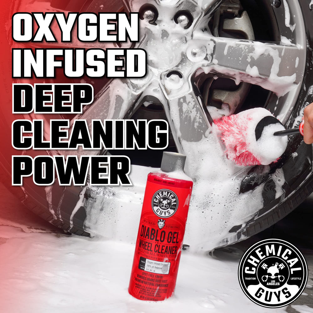 Diablo Gel lifts brake dust with oxygen-infused foam for easier wheel cleaning.