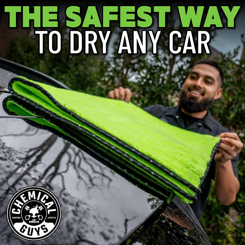 Chemical Guys microfiber towel with silk banded edges to reduce micro-scratches.