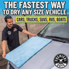Chemical Guys Woolly Mammoth towel features no-scratch performance on paint and chrome.