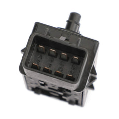 Citumo Traverse 6-way driver seat switch supports easy reach and comfort.