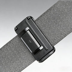 CLHMY seatbelt adjuster easy-install clip demonstrating simple setup.