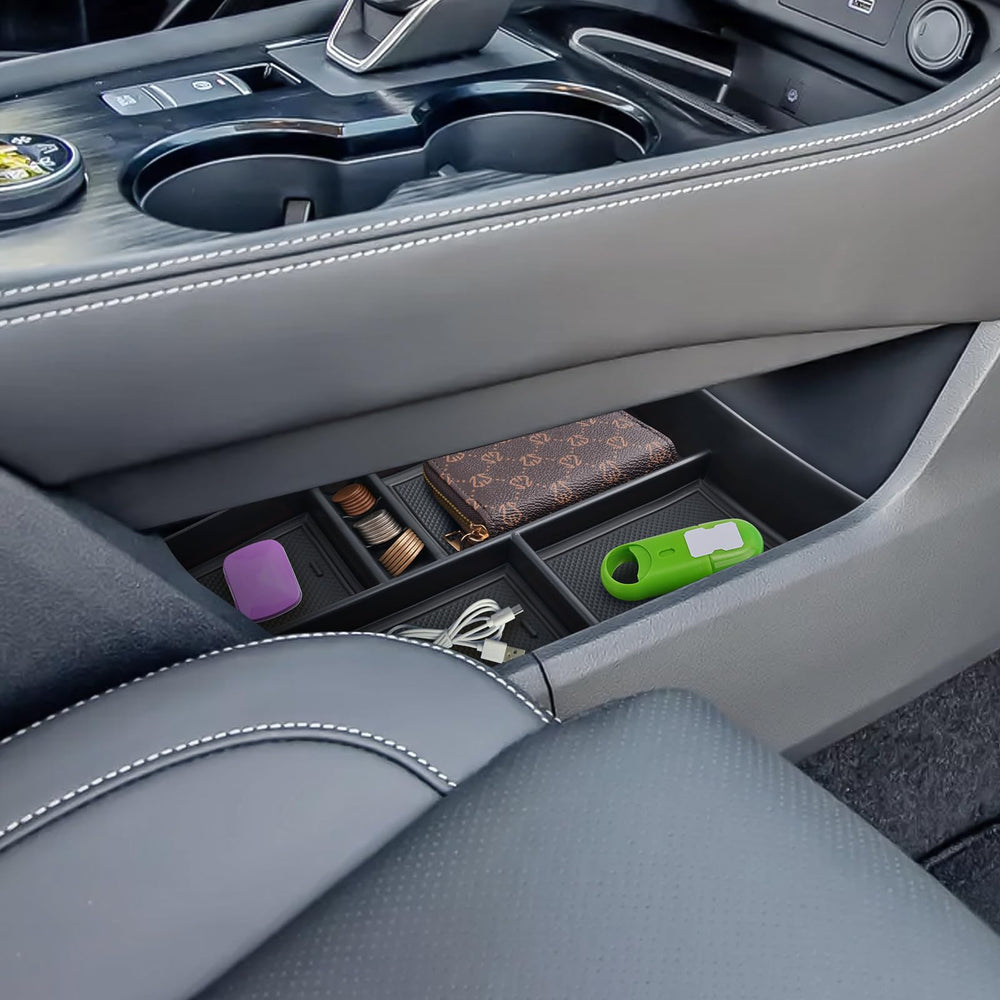 Coleya Rogue durable design protects items during daily use in the cabin
