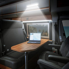 CT CAPETRONIX in-car application with bright 5000K illumination