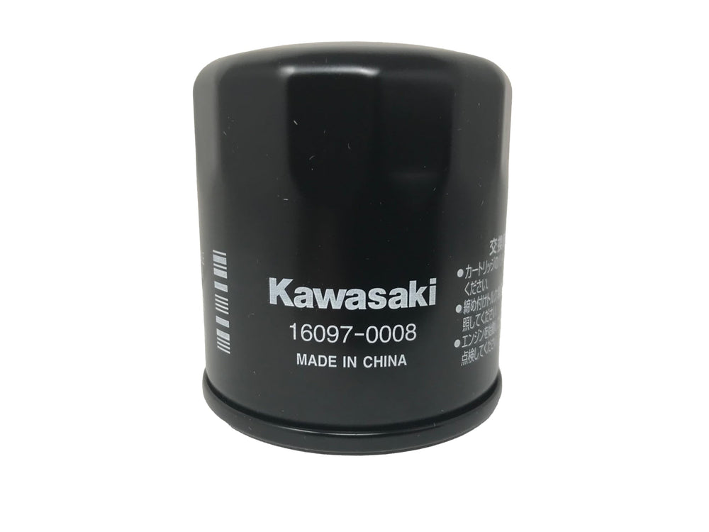 Cyclemax drain plug crush washer close-up highlighting a secure seal during install.