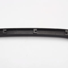 Dasbecan durable fender molding protects wheel arches during off-road drives.