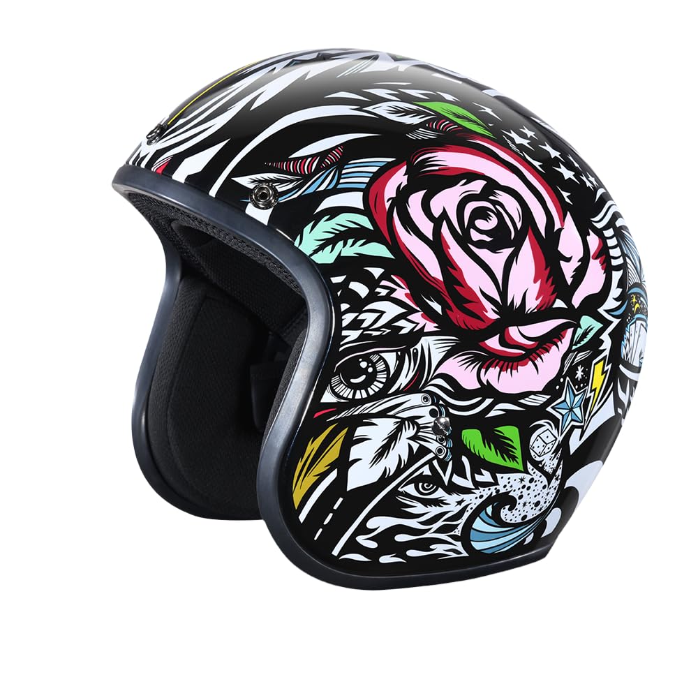 Daytona helmet with DOT safety badge for reliable protection