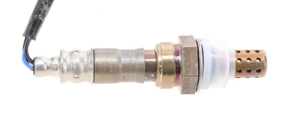 Denso Oxygen Sensor 234-4018 wiring harness close-up shows robust wiring.