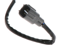 Denso 234-4622 sensor with ceramic element for precise readings.