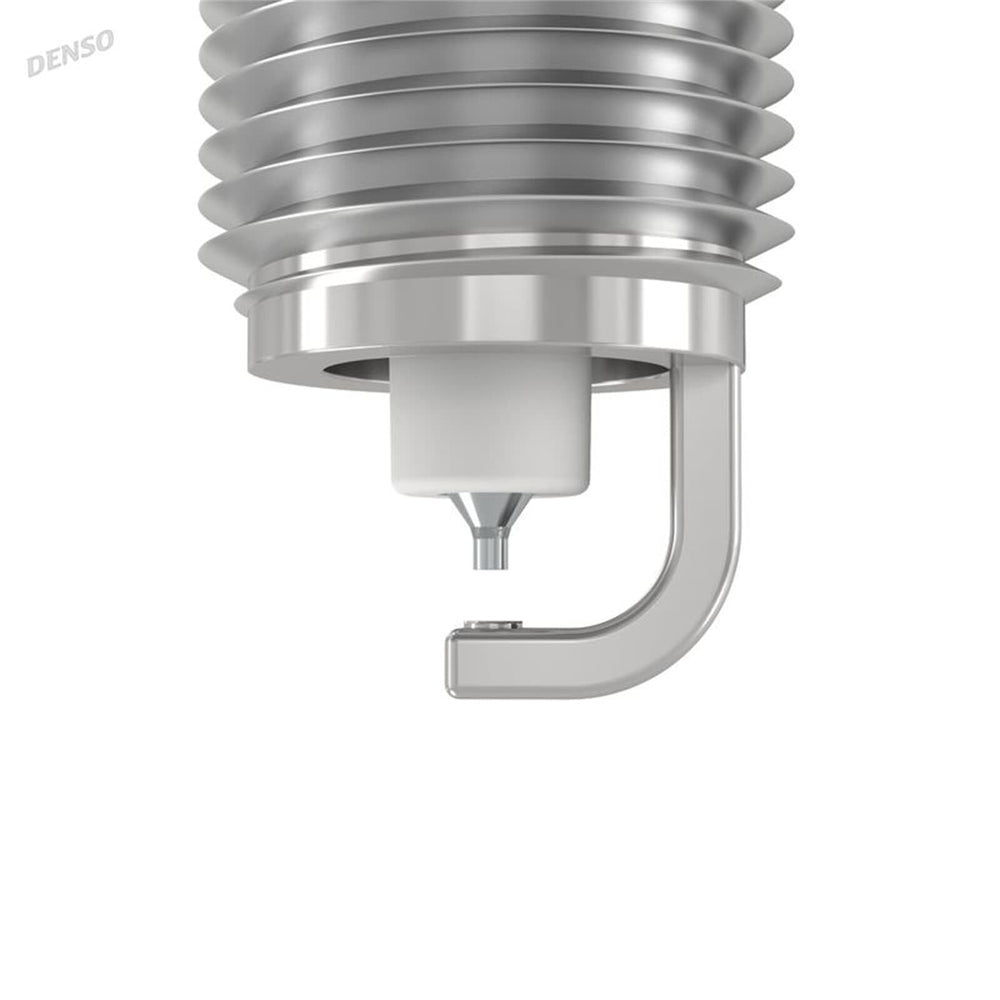 Denso SC16HR11 center electrode 0-7mm detail highlights fast ignition potential.