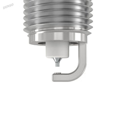 Denso SC16HR11 center electrode 0-7mm detail highlights fast ignition potential.
