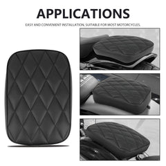 Includes one black diamond leather pillion pad for upgrade.