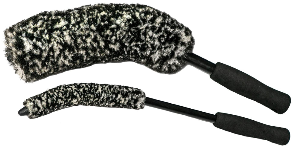 ExoForma Bendable Brush Set wheel-backside cleaning option saves effort.