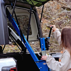 EZLIFT adjustable height showcases flexible fit for stock and lifted Jeeps.