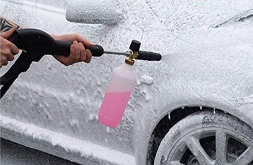 Fasmov foam cannon detailed-truck-wash shows versatile use for SUVs and trucks.
