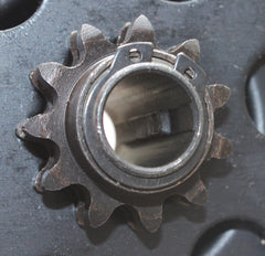 FDJ Predator 2.8HP fitment clutch shows engine compatibility.