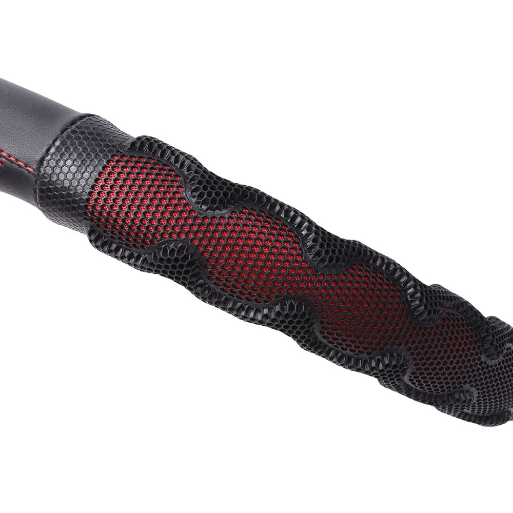 Flying Banner breathable honeycomb holes keep hands cool during drives.