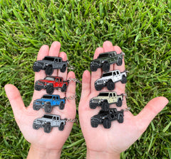 FOUR WHEEL BEAST Gladiator keychain green, vibrant color to personalize your ride