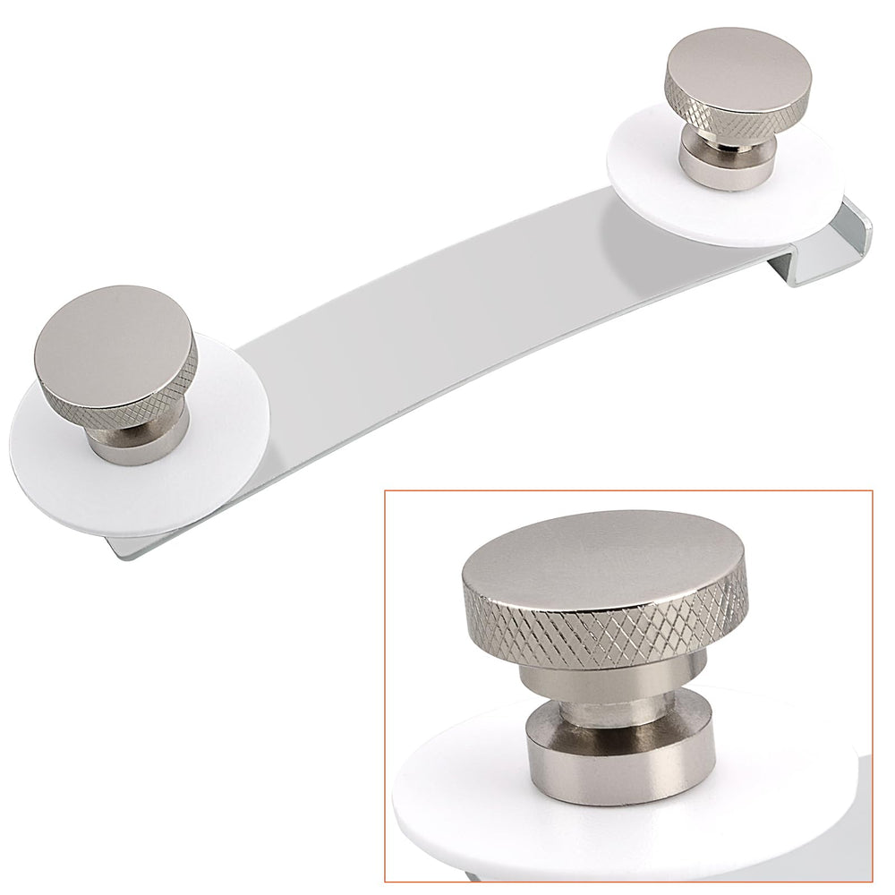 Knurled seat mounting nuts allow fast, tool-free tightening for quick removal.