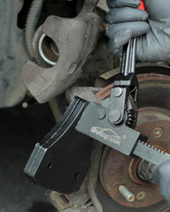 GallopMax 24-tooth gears and levers pivot smoothly for quick reset