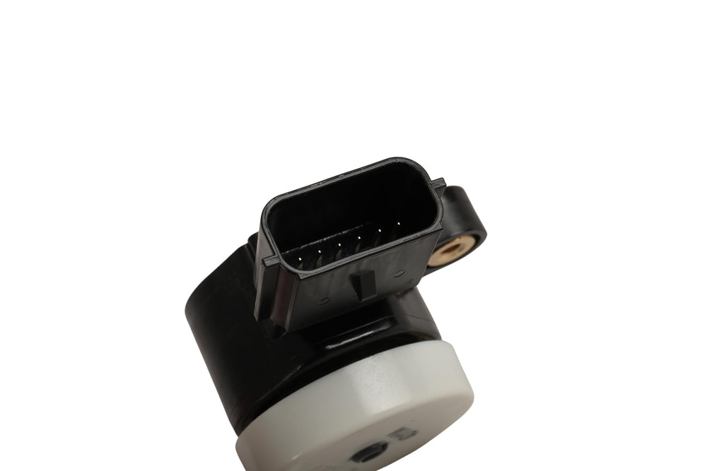 GM Genuine Parts 13564167 packaging showing OE quality for trusted GM maintenance.